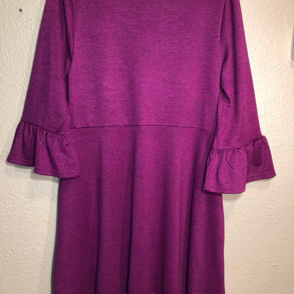 SUZANNE BETRO SIZE Medium N.W.T Color Plum 37”Top to Bottom 20”Armpit to Armpit - Picture 2 of 7